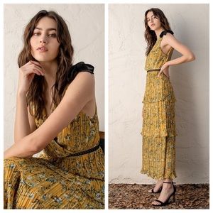 Lulus such sophistication yellow floral pleated maxi dress